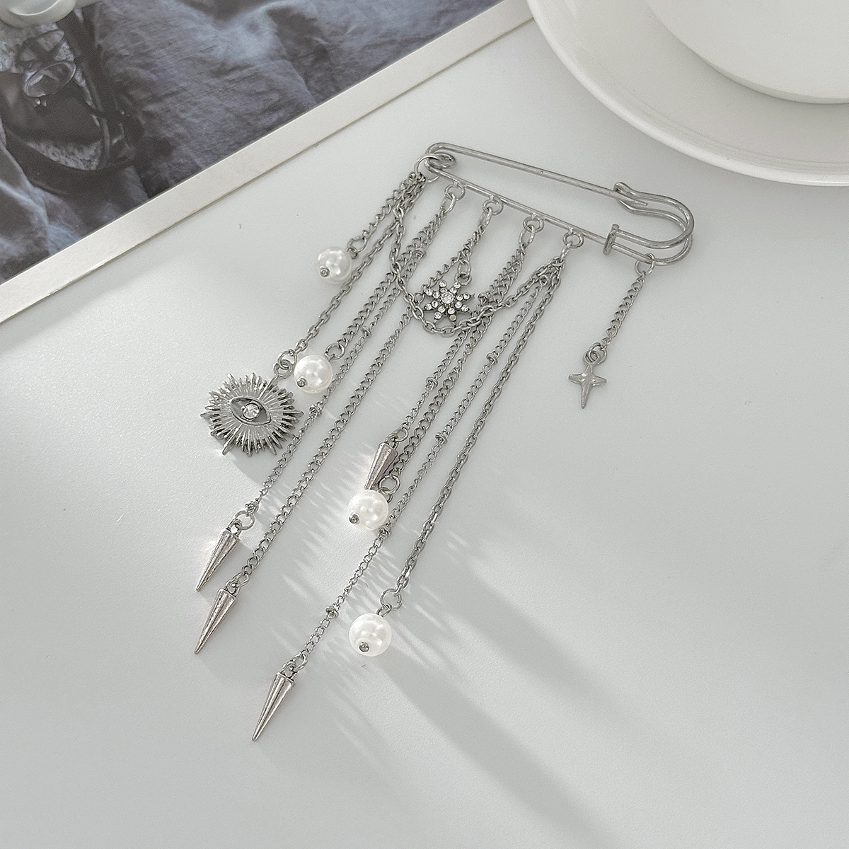 Imitatie Parel Broche Elegante - Women'S Accessories For Formal Wear recensie en prijs