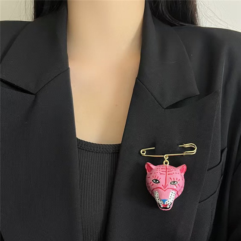 Elegante emaille tijgerbroches - Women'S Accessories For Formal Wear recensie en prijs